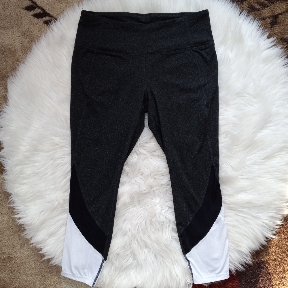 Tangerine Athletic Capri Leggings